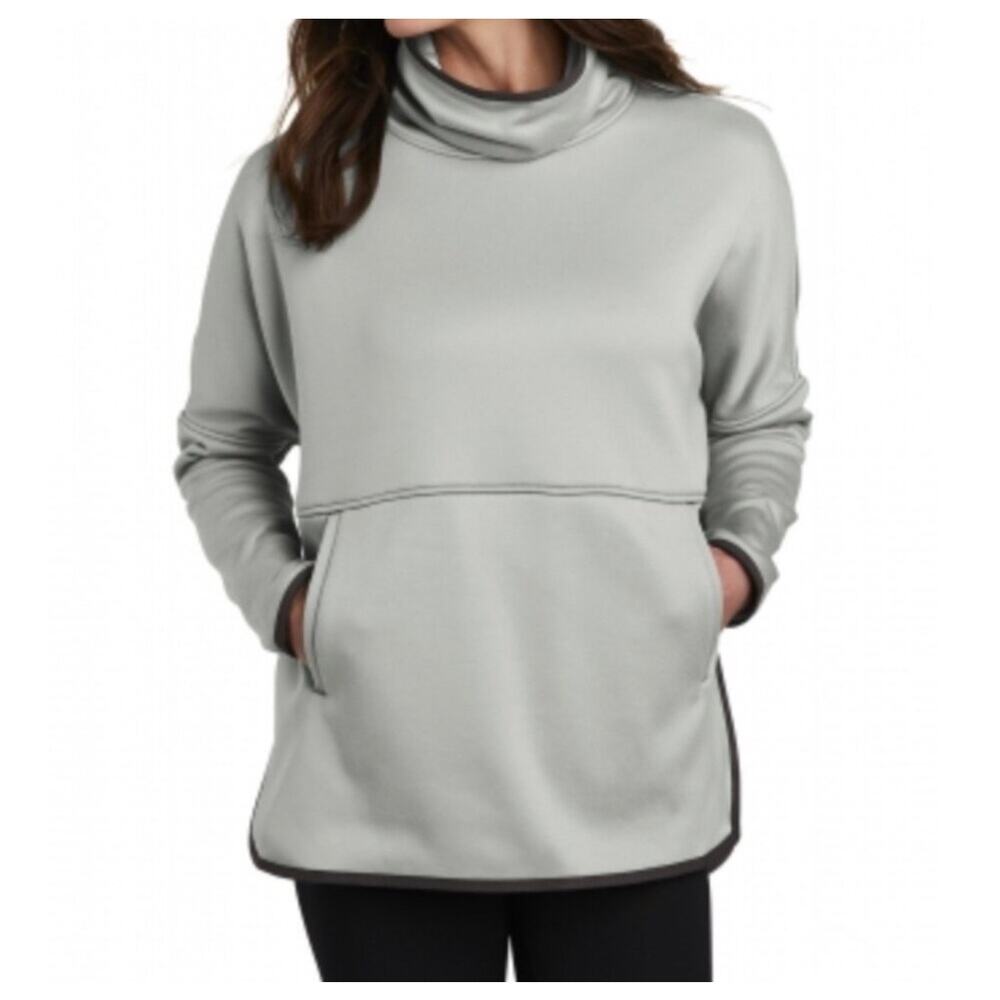 The North Face Ladies Canyon Flats Stretch Light Gray Poncho in Size L